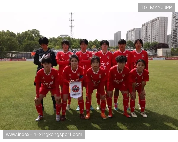 足球俱乐部设立女性发展计划,推动女足普及,业余女子足球队