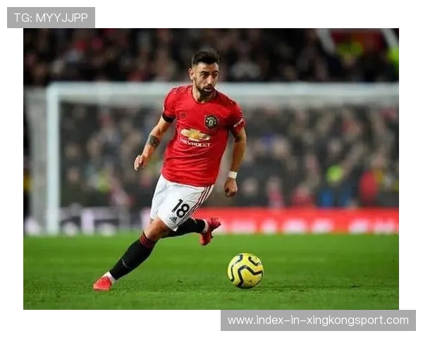 布鲁诺定位球直接破网曼联领先